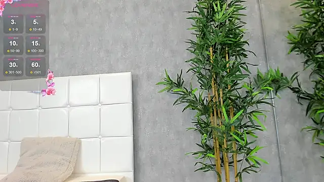 Snapshot of KatelynSparks chatting on January 2025 09:39:01 AM KatelynSparks online show from January 2025 09:39:01 AM