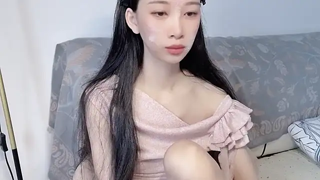 Lili-2 online show from May 2026 05:24:01 AM