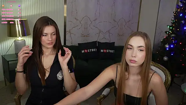 Julia  Star  online show from December 2024 11:27:01 AM