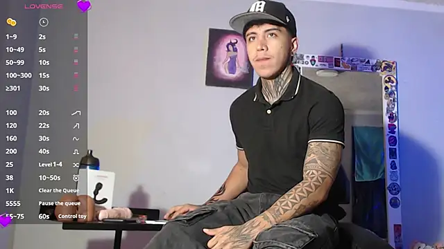 Nickhot0609 online show from December 2024 05:18:02 PM