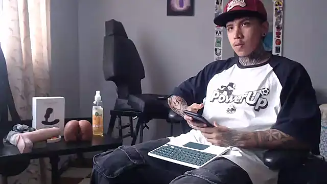 Nickhot0609 online show from January 2025 08:14:02 PM