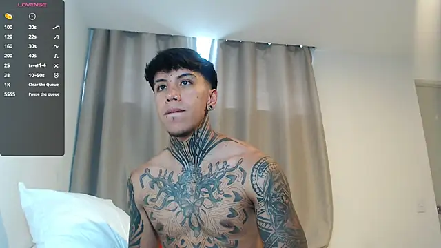 Nickhot0609 online show from February 2025 08:11:01 PM