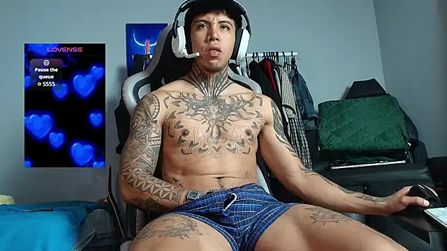 Nickhot0609 online show from March 2026 09:15:01 AM