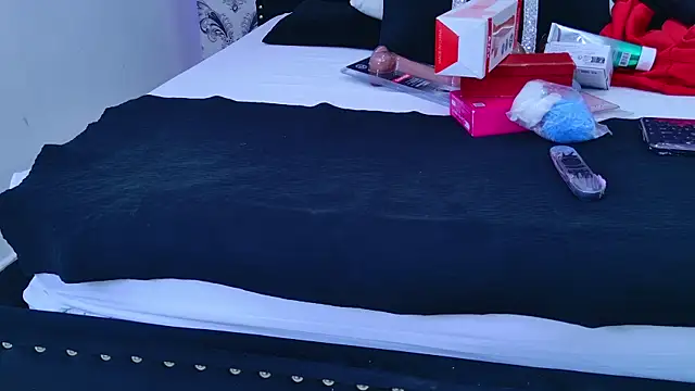 Derieri D online show from February 2026 07:50:02 PM