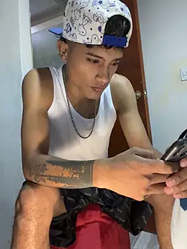 Edward Milleer online show from December 2024 04:58:02 AM