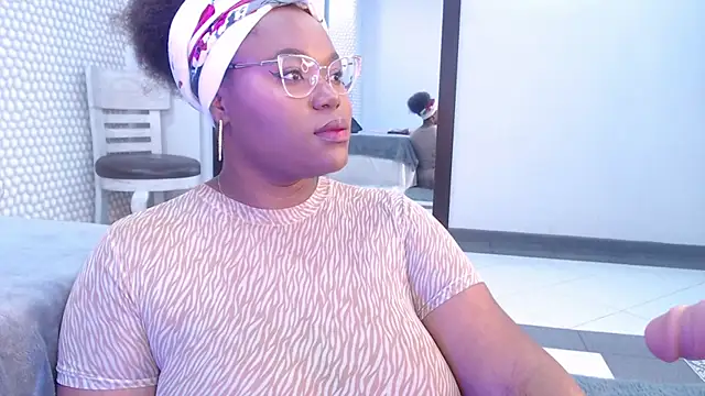 Makena gh online show from February 2025 03:13:02 AM