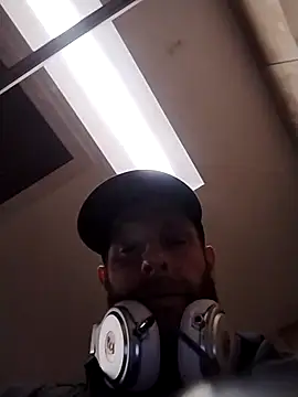 Snapshot of axelongshaft69 chatting on March 2026 02:29:01 AM axelongshaft69 online show from March 2026 02:29:01 AM