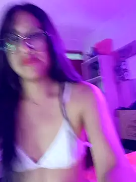 AleFantasy0001 online show from January 2025 08:42:01 PM