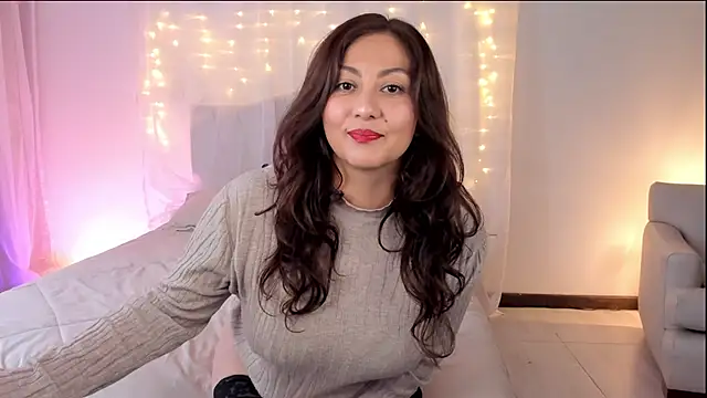 Snapshot of karla_paradise_ chatting on December 2024 06:27:02 PM karla paradise online show from December 2024 06:27:02 PM