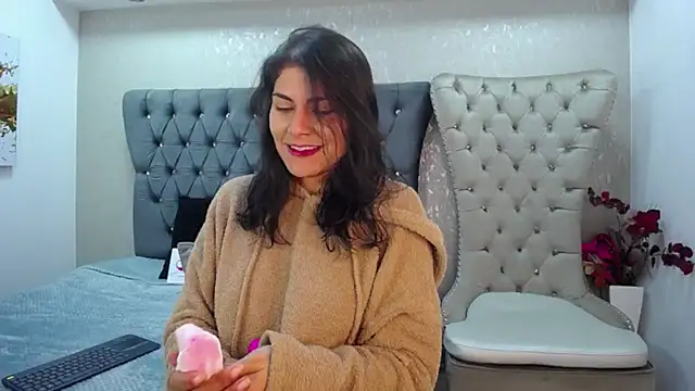 Melodi Roux online show from March 2025 12:40:02 PM