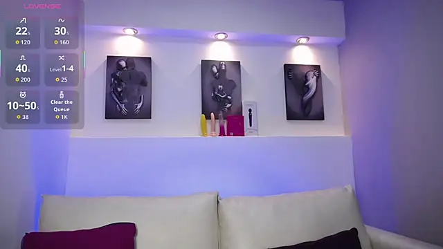 Melodi Roux online show from September 2025 01:32:01 PM