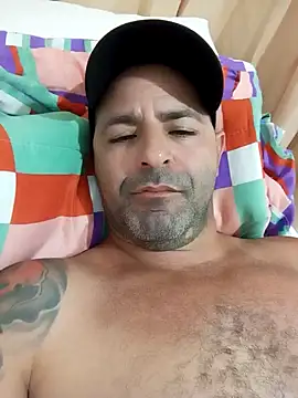 Snapshot of Marciogrei chatting on February 2025 03:17:02 PM Marciogrei online show from February 2025 03:17:02 PM