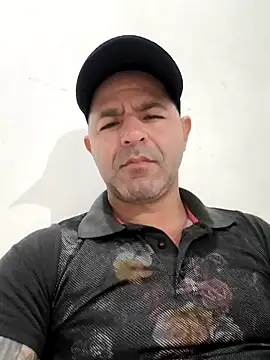 Snapshot of Marciogrei chatting on October 2025 07:04:02 PM Marciogrei online show from October 2025 07:04:02 PM