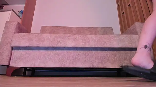 Yuriko May online show from March 2025 07:48:02 PM