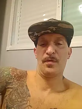 Snapshot of rolesexy chatting on September 2025 06:29:02 AM rolesexy online show from September 2025 06:29:02 AM