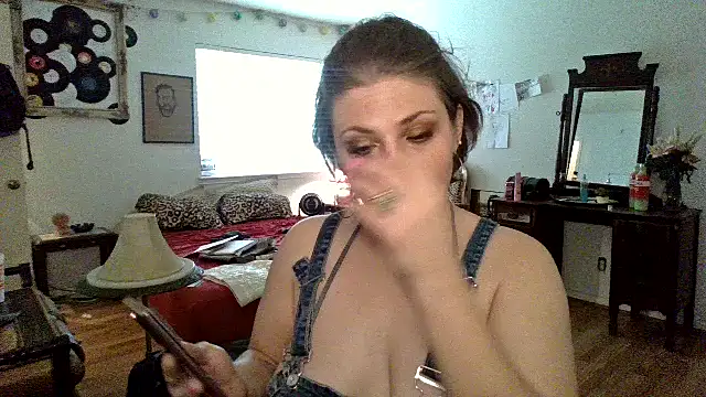 Snapshot of sophiarica chatting on April 2026 09:39:33 PM sophiarica online show from April 2026 09:39:33 PM