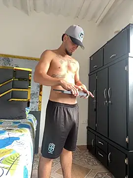 MattDevon online show from September 2025 06:20:01 PM