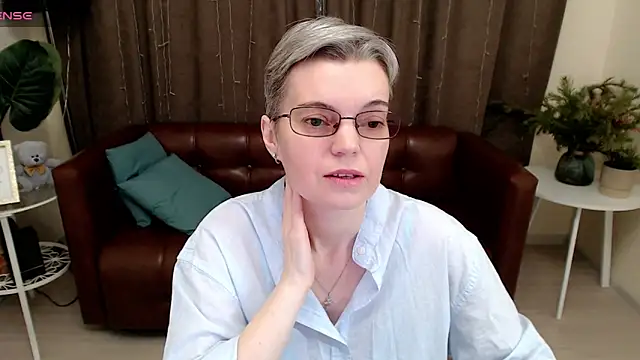 Cutie Erikaa1 online show from January 2025 02:30:02 AM