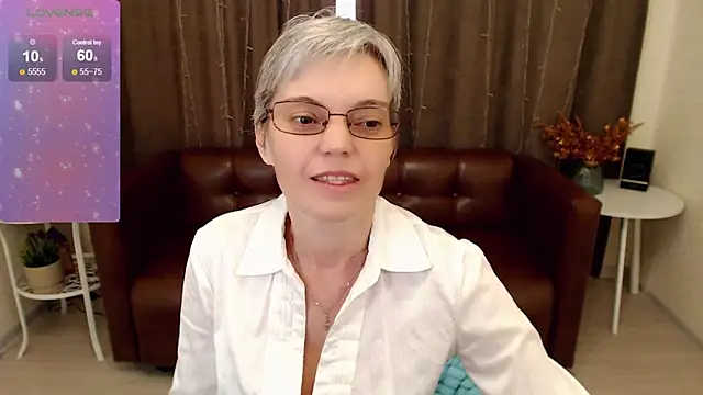 Cutie Erikaa1 online show from February 2025 05:41:01 AM