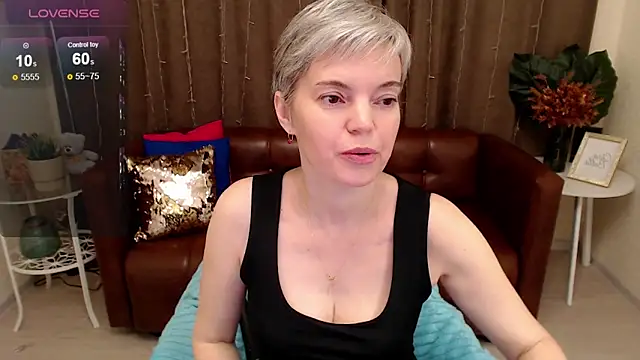 Cutie Erikaa1 online show from February 2025 02:40:01 AM