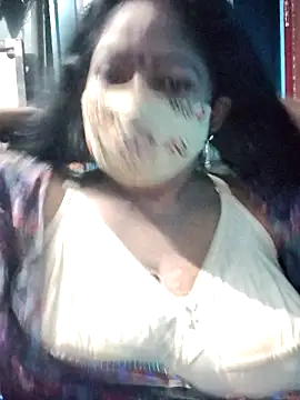 Snapshot of maniisha chatting on April 2026 05:21:01 PM maniisha online show from April 2026 05:21:01 PM