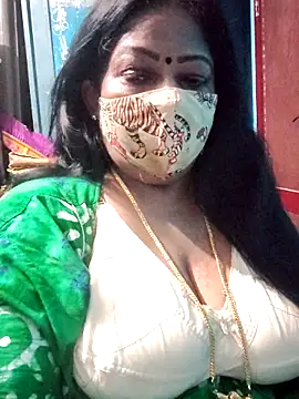 Snapshot of maniisha chatting on April 2026 03:39:01 PM maniisha online show from April 2026 03:39:01 PM