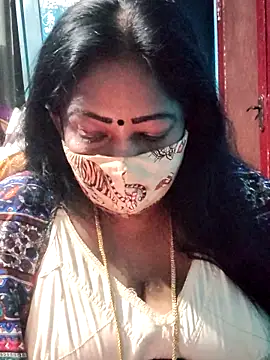 Snapshot of maniisha chatting on April 2026 07:45:01 AM maniisha online show from April 2026 07:45:01 AM