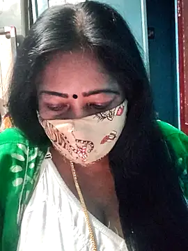 Snapshot of maniisha chatting on April 2026 01:49:02 PM maniisha online show from April 2026 01:49:02 PM