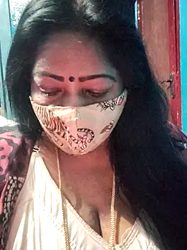 Snapshot of maniisha chatting on April 2026 08:59:01 AM maniisha online show from April 2026 08:59:01 AM