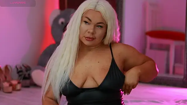 MissLilaa online show from March 2025 05:24:02 PM