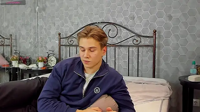 Marcus Swampov online show from December 2024 06:03:02 AM