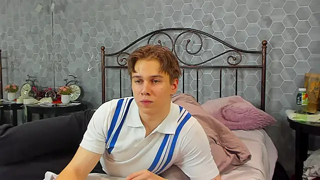 Marcus Swampov online show from December 2024 01:17:01 PM