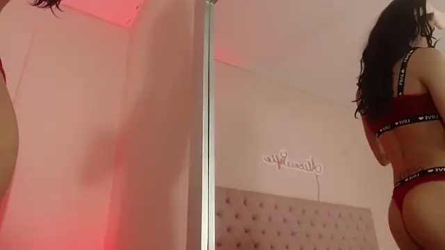 Snapshot of alice_sofia chatting on November 2025 01:13:01 PM alice sofia online show from November 2025 01:13:01 PM