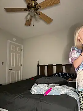 Snapshot of torilux chatting on February 2025 11:36:01 PM torilux online show from February 2025 11:36:01 PM