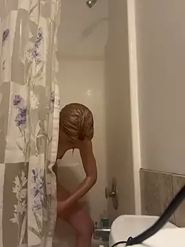 Snapshot of torilux chatting on February 2025 04:20:01 PM torilux online show from February 2025 04:20:01 PM