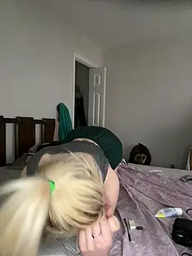 Snapshot of torilux chatting on March 2025 03:29:01 PM torilux online show from March 2025 03:29:01 PM