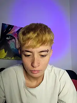 Snapshot of nico_18x chatting on February 2025 01:37:01 AM nico 18x online show from February 2025 01:37:01 AM