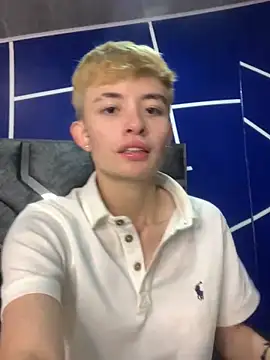 Snapshot of nico_18x chatting on February 2025 02:55:01 AM nico 18x online show from February 2025 02:55:01 AM