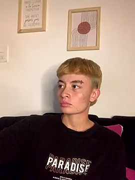 Snapshot of nico_18x chatting on February 2025 01:25:02 AM nico 18x online show from February 2025 01:25:02 AM