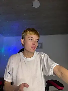 Snapshot of nico_18x chatting on February 2025 05:26:02 AM nico 18x online show from February 2025 05:26:02 AM