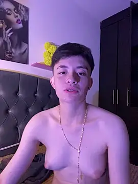 Snapshot of nico_18x chatting on November 2025 06:34:01 AM nico 18x online show from November 2025 06:34:01 AM