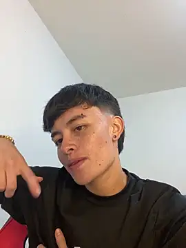 Snapshot of nico_18x chatting on November 2025 01:15:01 AM nico 18x online show from November 2025 01:15:01 AM