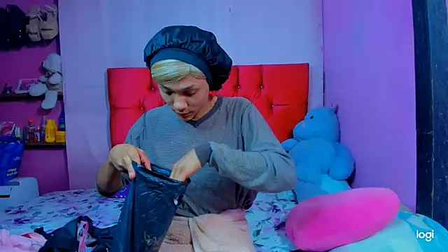 StassieBell online show from February 2026 07:09:02 AM