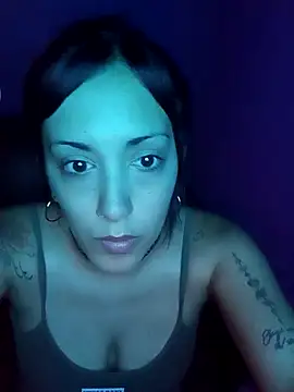 Snapshot of shishiii_11 chatting on December 2024 06:03:02 AM shishiii 11 online show from December 2024 06:03:02 AM