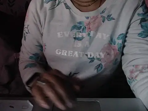 Snapshot of Jannat_ji chatting on December 2024 06:04:02 AM Jannat ji online show from December 2024 06:04:02 AM