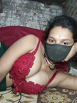 Hoty girl 143 online show from May 2026 01:21:01 AM