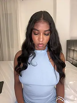 Snapshot of IamCrystal2 chatting on March 2026 01:42:01 AM IamCrystal2 online show from March 2026 01:42:01 AM