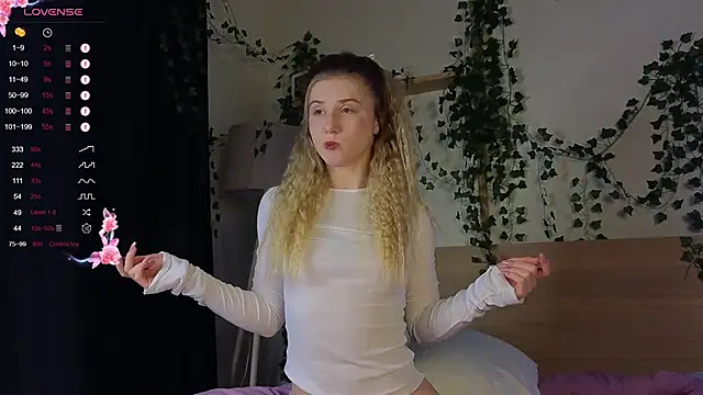 ArianaMur online show from March 2025 05:32:01 AM