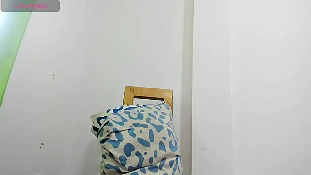 Snapshot of Kayla_sofip01 chatting on December 2024 08:04:02 PM Kayla sofip01 online show from December 2024 08:04:02 PM