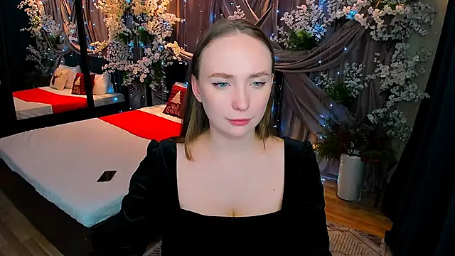 Snapshot of TrueReincarnation chatting on January 2025 05:11:02 PM TrueReincarnation online show from January 2025 05:11:02 PM